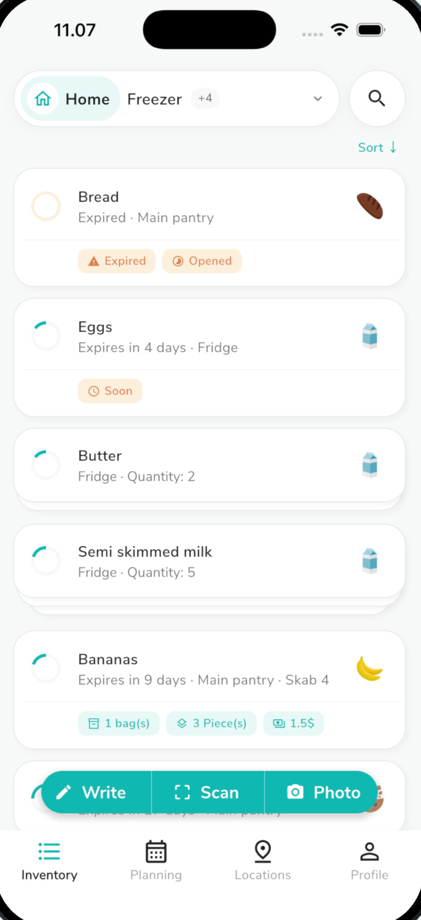 NoWaste's inventory list grouped by pantry, freezer and fridge